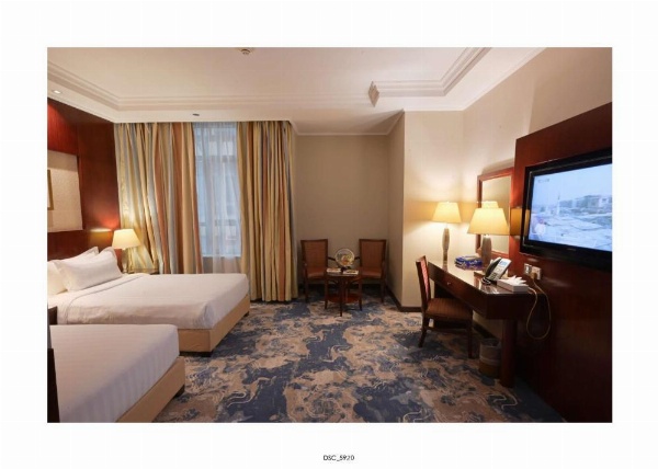 Emaar Royal Hotel image 9