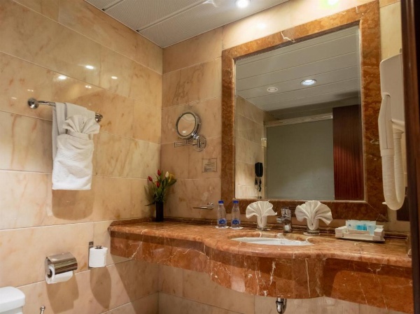 Emaar Royal Hotel image 7